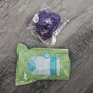 Scentsy Bundle - Just Breathe Scentsy Soak & Purple Scentsy Loofah